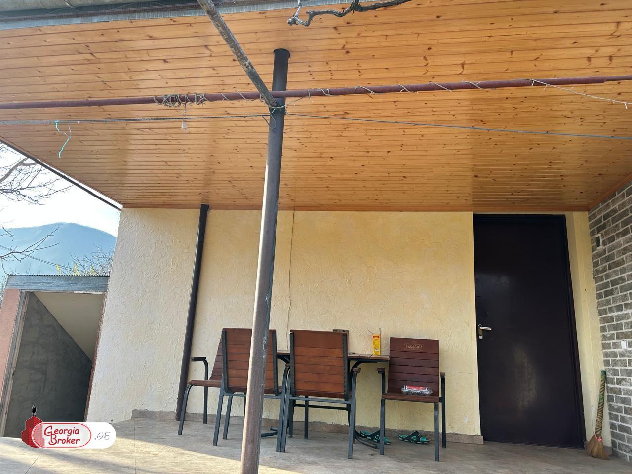 იყიდება ახალი გარემონტებული 5 ოთახიანი სახლი დუშეთის მუნიციპალიტეტში